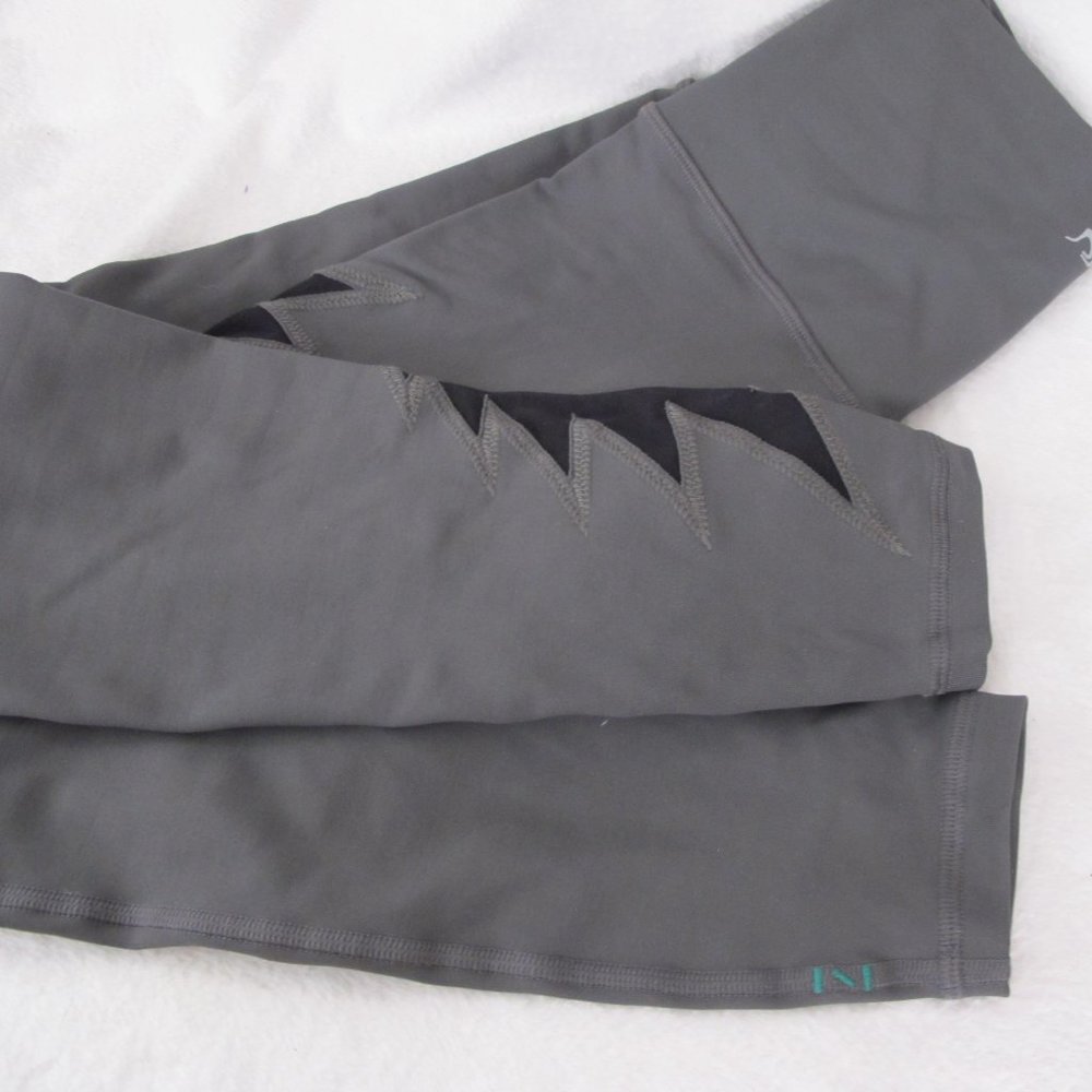 Nancy Rose Performance Capri Pants - 2